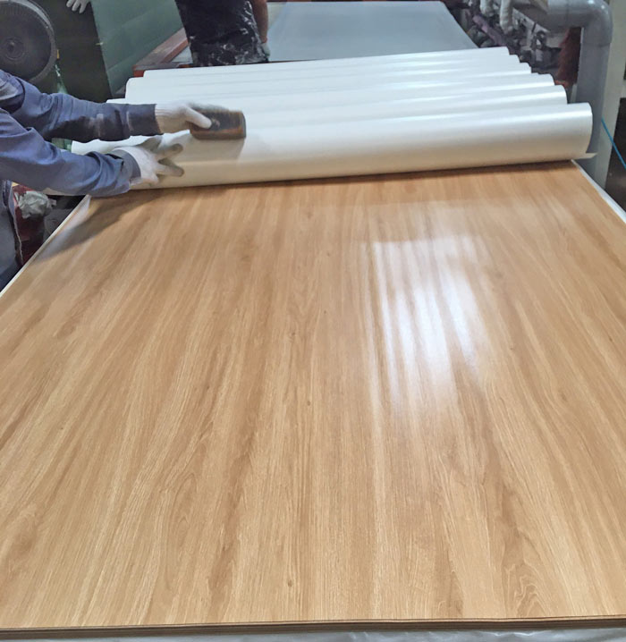 Hình ảnh giấy Melamine trong sản xuất ván ép