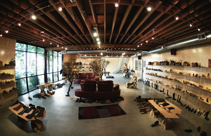 Một showroom sử dụng gỗ MDF