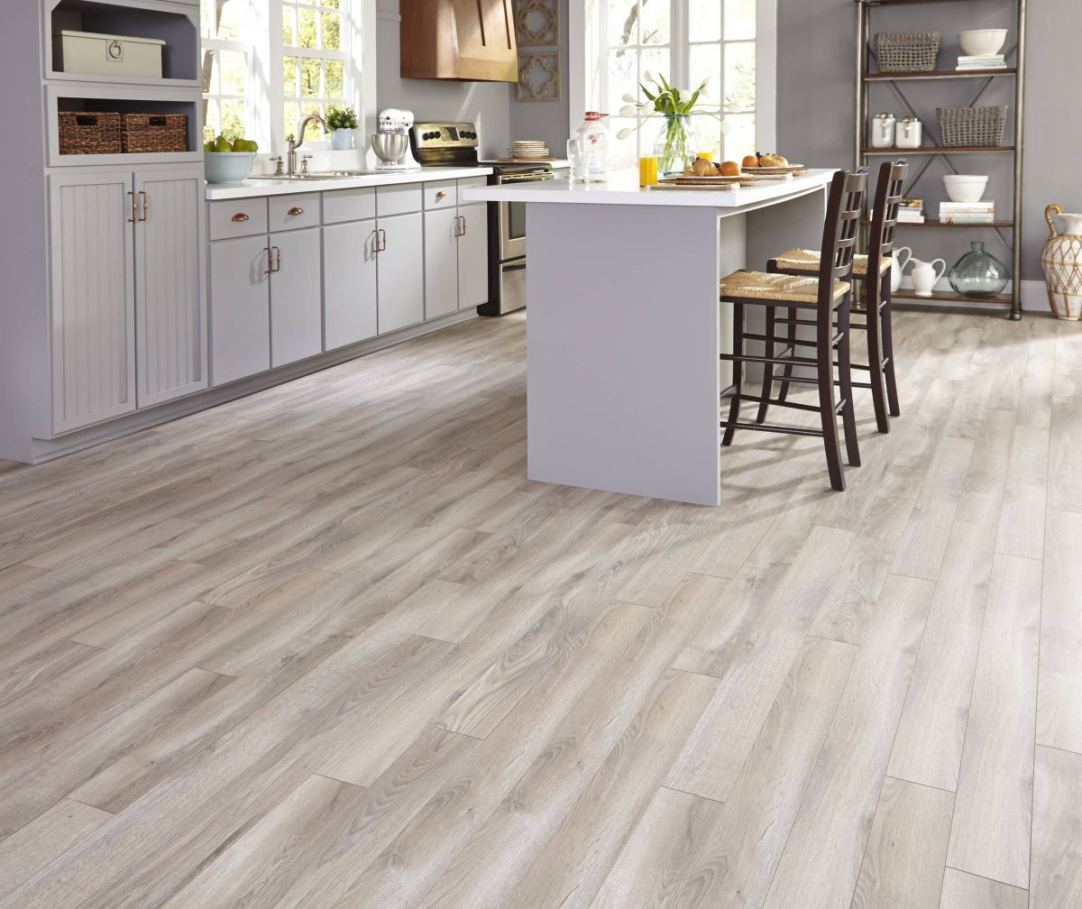 Đánh giá sàn gỗ Laminate và sàn gỗ Vinyl, sàn gỗ nào tốt hơn?