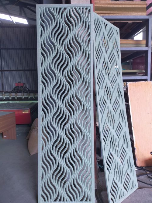 Vách ngăn cắt CNC