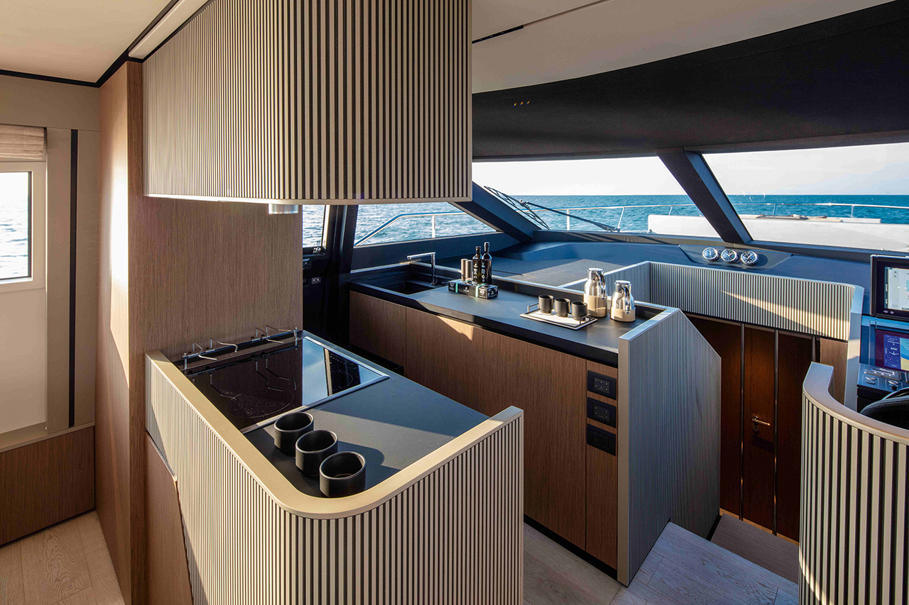 Trang trí du thuyền