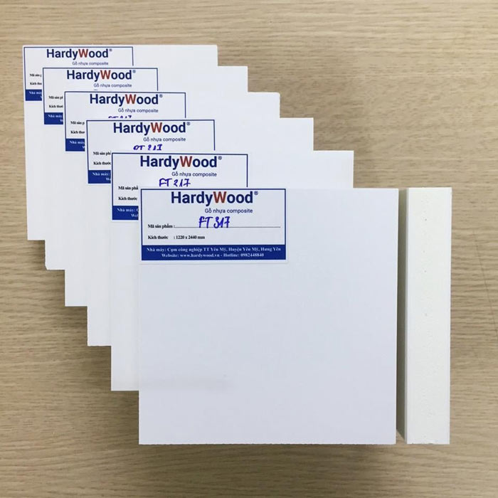 Gỗ nhựa Hardywood loại 3 lóp bóng