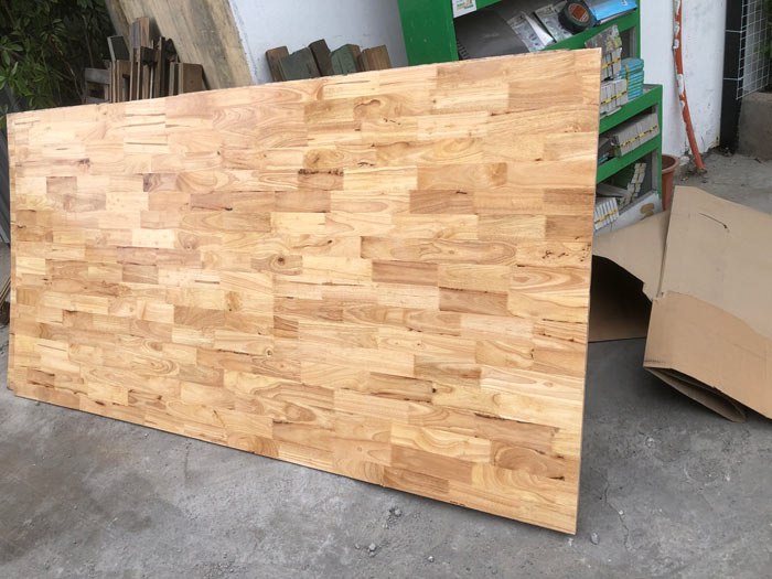 Ảnh gỗ ghép cao su phủ keo bóng mặt B