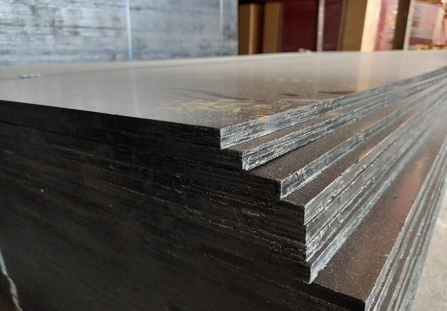 Gỗ ván ép phủ phim đen chống nước