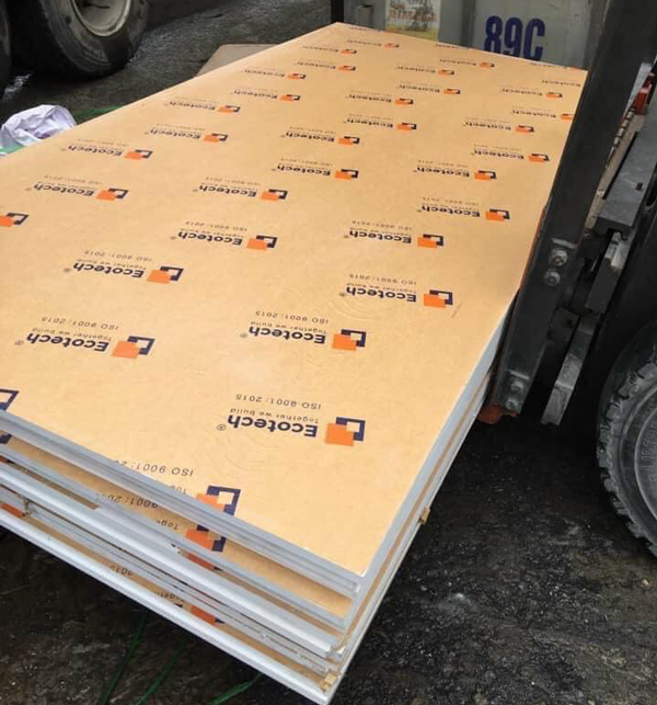 Ảnh tấm gỗ nhựa thương hiệu Ecotech