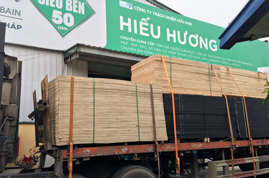 Kho ván coppha phủ phim đen của Hiếu Hương