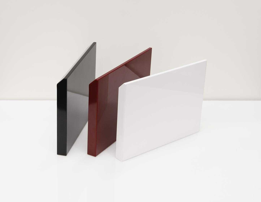 Nhược điểm của cánh tủ Acrylic