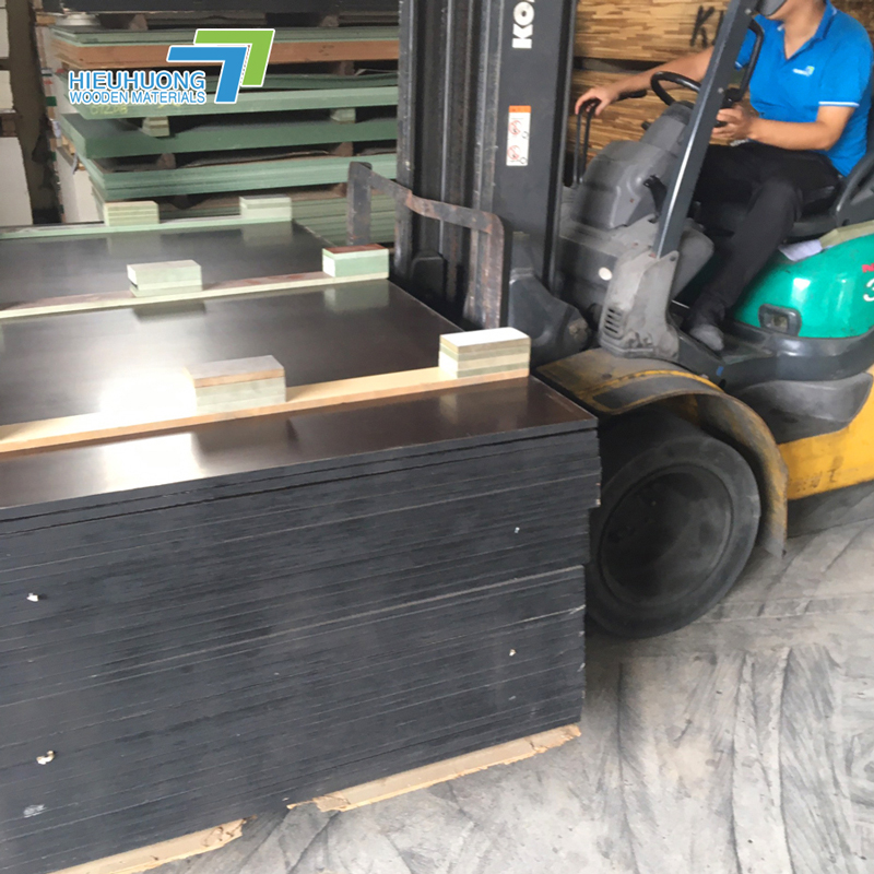 Tấm gỗ dán coppha phủ phim đen