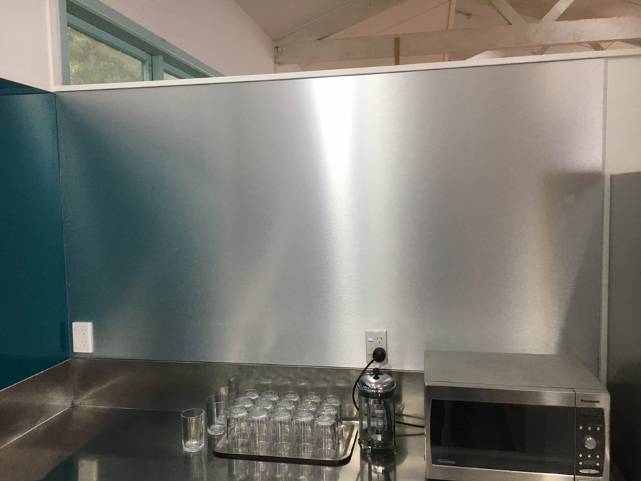 Ứng dụng của tấm Laminate nhôm trong trang trí nội thất