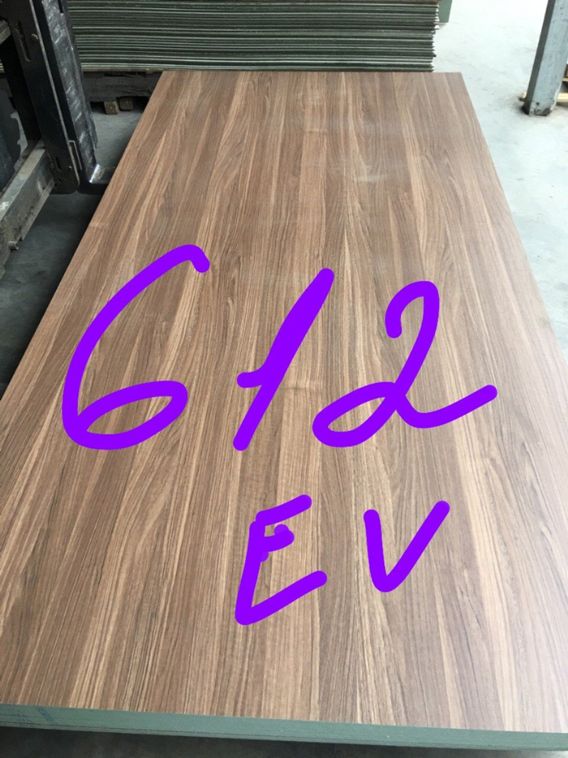 Hình ảnh tấm gỗ màu melamine 612