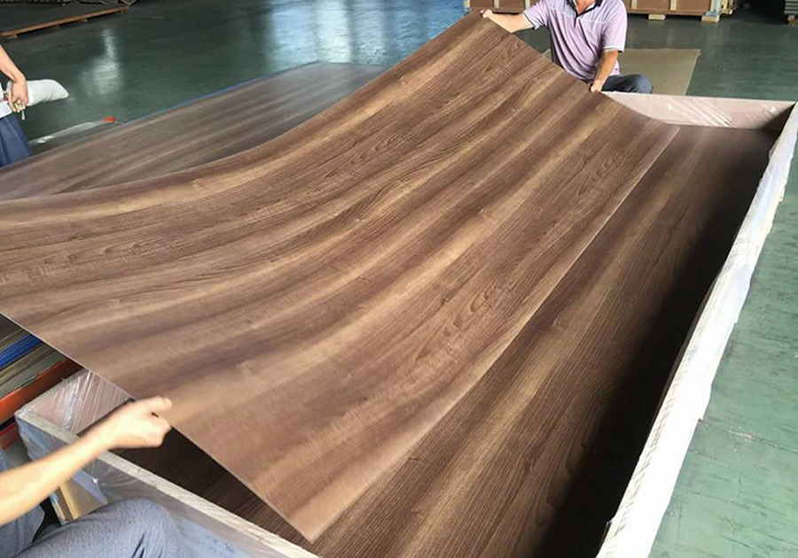 Giấy melamine trong sản xuất gỗ công nghiệp