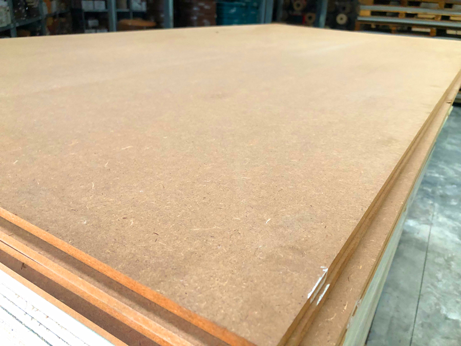 Tấm gỗ mdf lõi vàng không chống ẩm mặt mộc