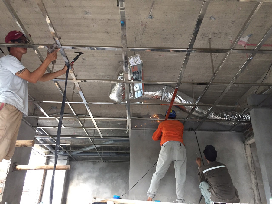 Khung xương trần làm từ inox 304