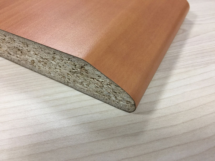 Hình ảnh gỗ công nghiệp được dán phủ Laminate trên bề mặt