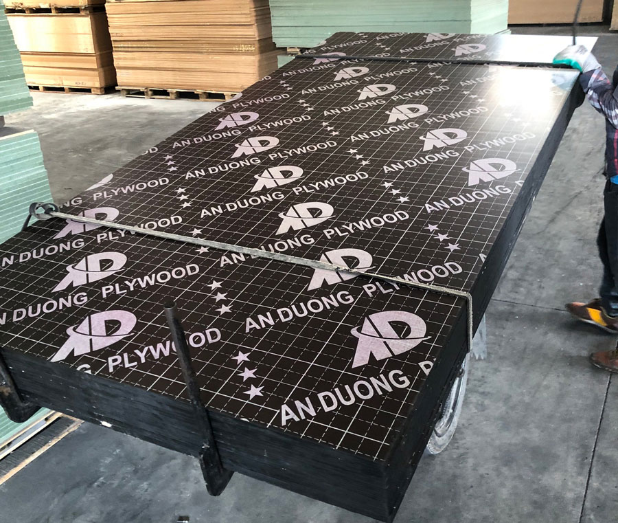 Hình ảnh ván ép xây dựng coppha phủ phim đen