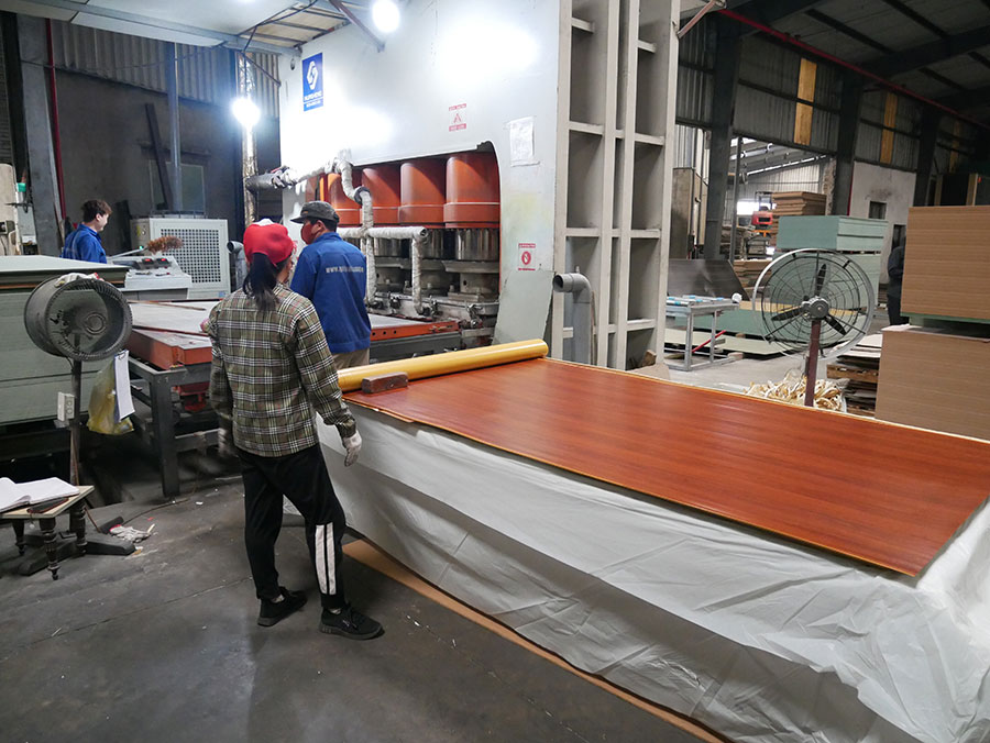 Dịch vụ dán phủ các loại bề mặt cho ván MDF