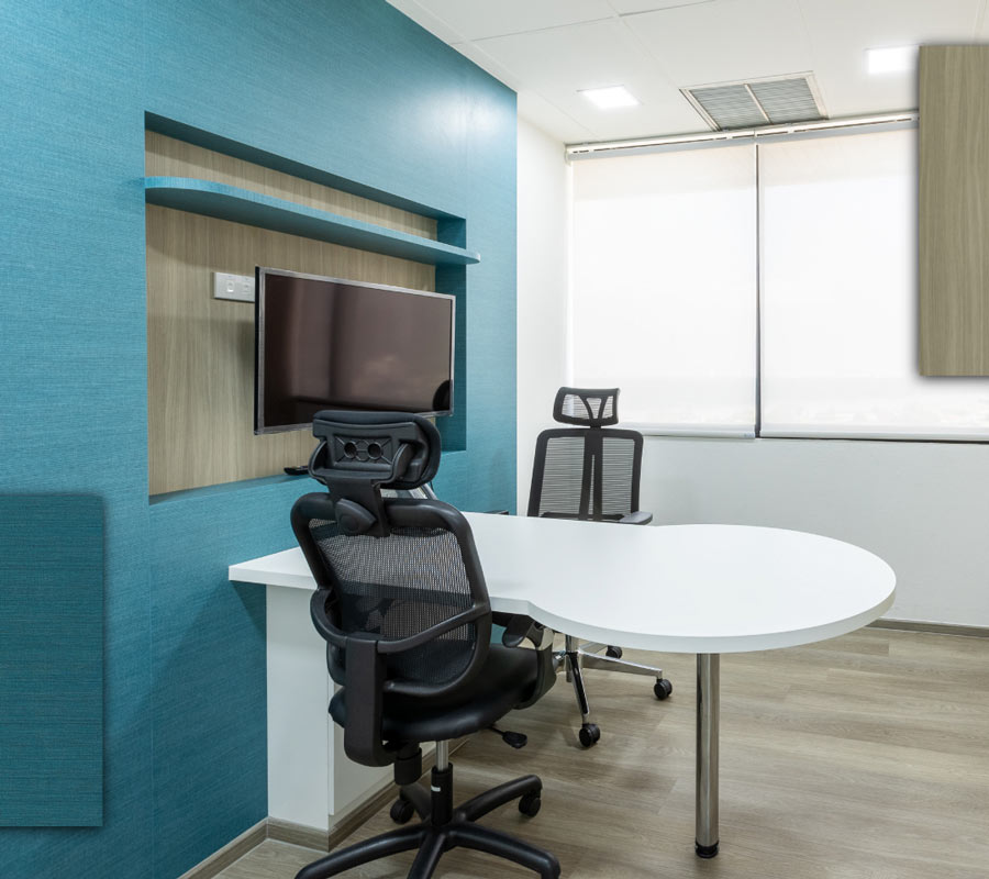 Nội thất văn phòng làm từ ván okal phủ laminate