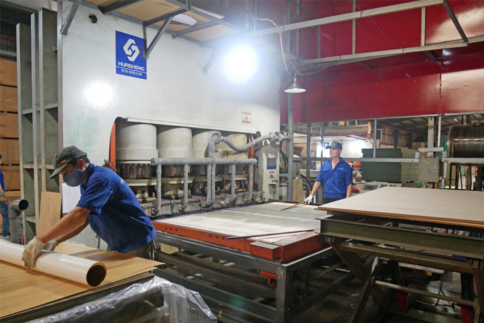 Dịch vụ gia công ép phủ bề mặt Melamine lên ván MDF