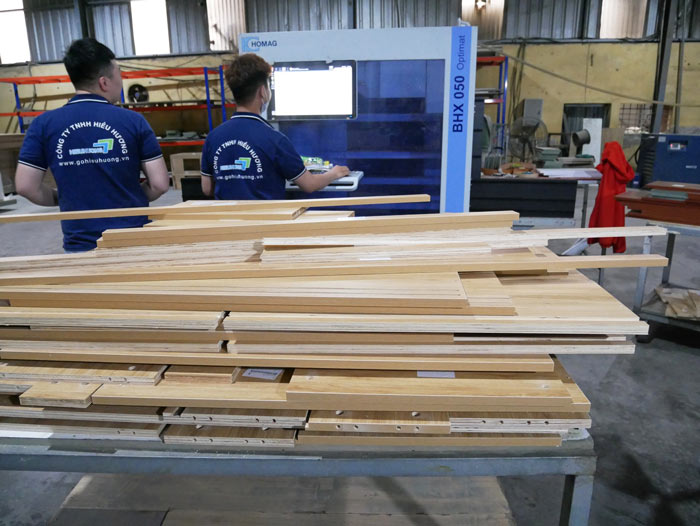 Dịch vụ gia công khoan cam chốt trên ván MDF