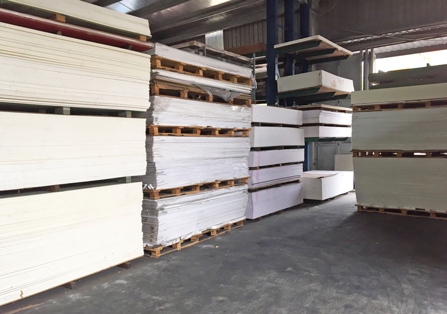 Kho gỗ nhựa PVC của Hiếu Hương tại Hải Phòng