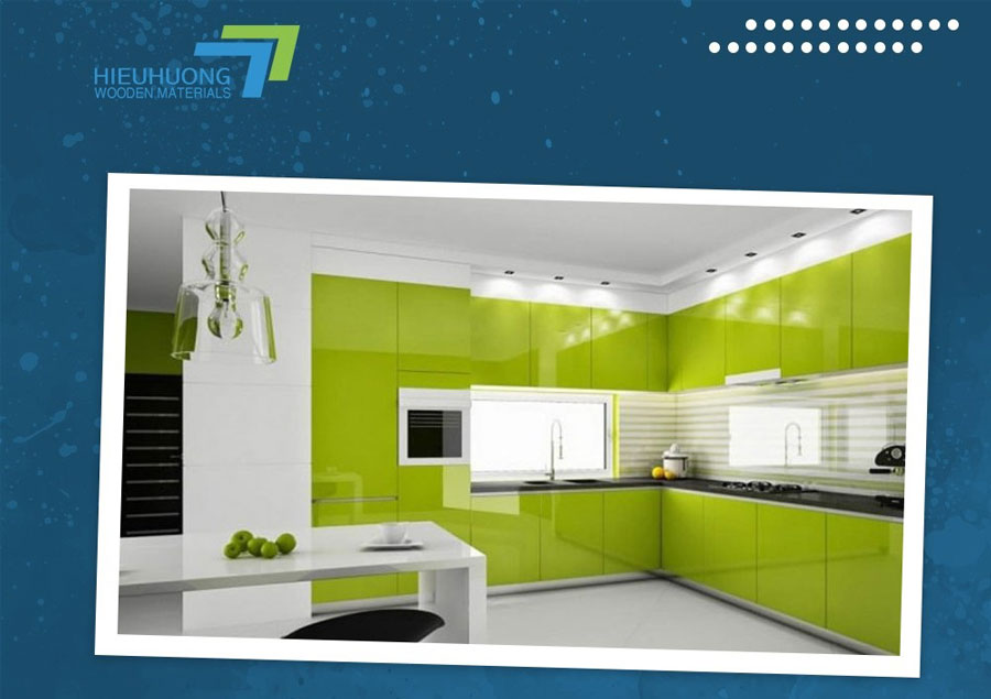 Tủ bếp làm từ gỗ nhựa phủ Acrylic bóng gương