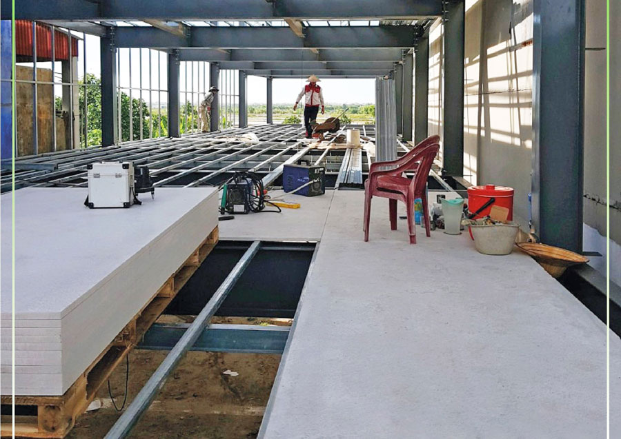 Hình ảnh thi công sàn gác bằng tấm bê tông Cemboard